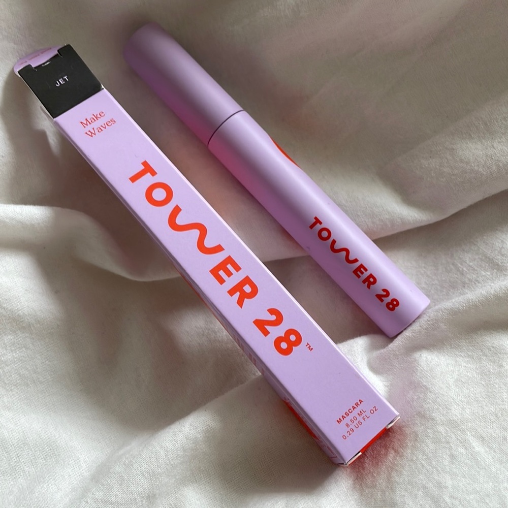 Tower 28 Make Waves mascara - Jet
